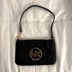 Michael Kors Wristlet Purse. Black. 7”x4.5”